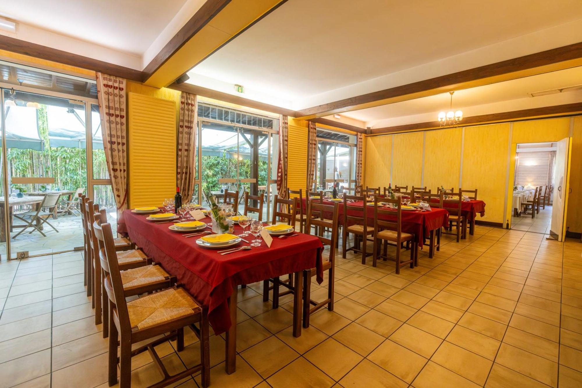 Hotel Restaurant Des Thermes Castéra-Verduzan Exterior foto